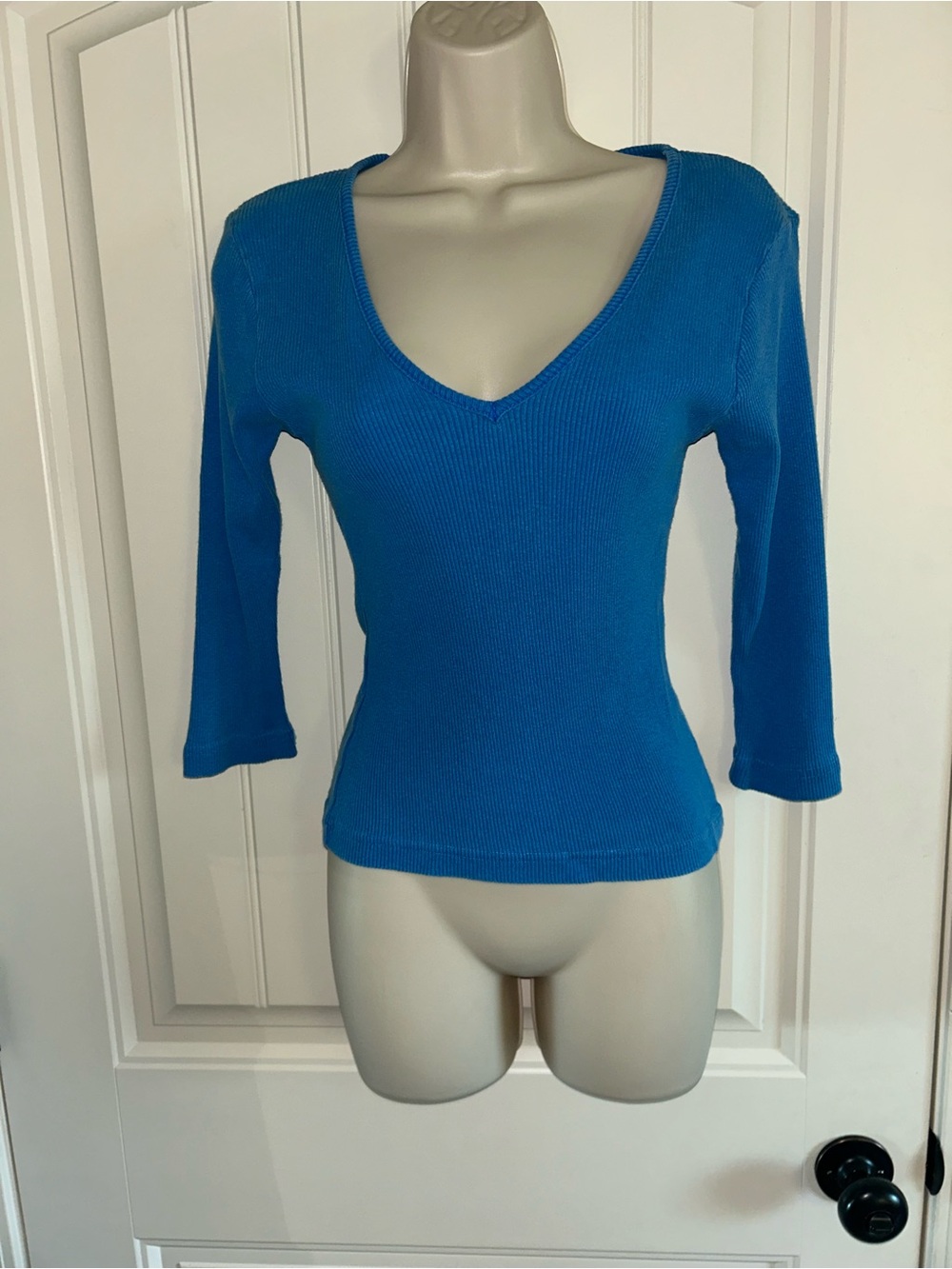 NWT Hard Tail Bright Blue Ribbed v Nevk Knit Top Sz OS